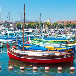 Riviera Nice: Old Town With Sea View Apartment Nice