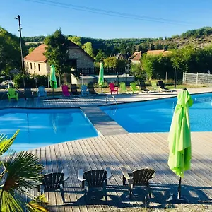 Vakantiehuis La Colline Aux Chalets, Jaccuzi, Sauna, Saint-Chamarand